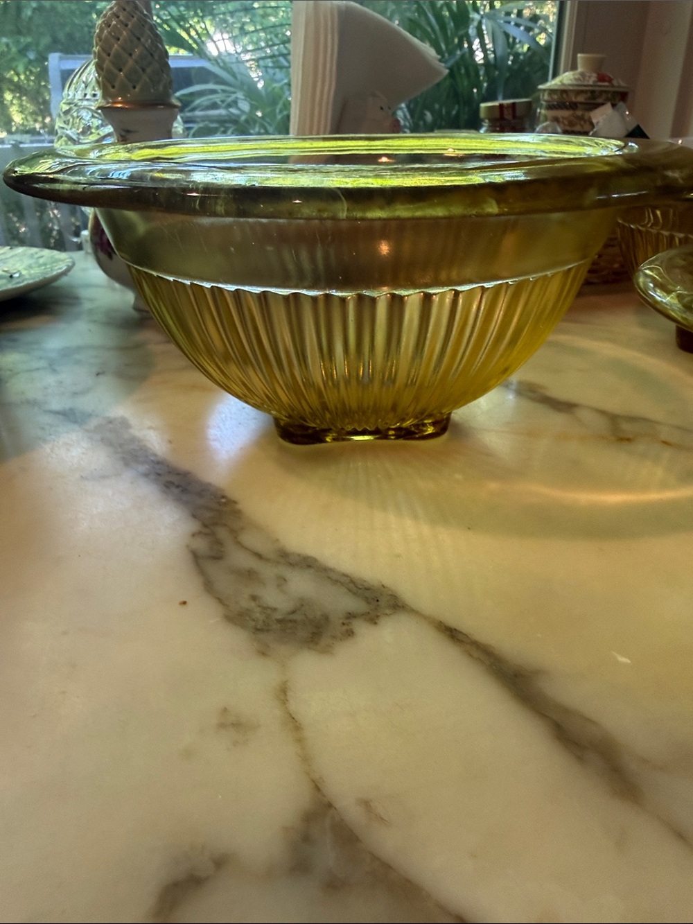Depression Glass Footed Nesting Bowls - Picture 3 of 14